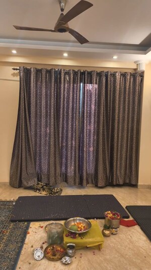 Bedroom in 3 BHK Builder Floor at Unitech South City II, Sector 50 – for Rent