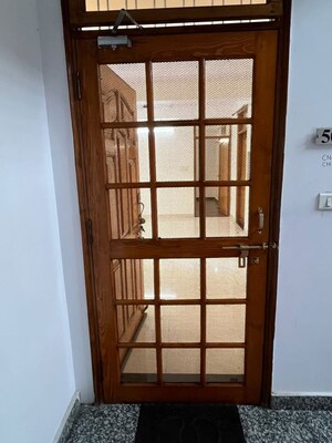 Room in 2 BHK Apartment at Indian Infra Rohit Residency, Gomti Nagar – for Rent