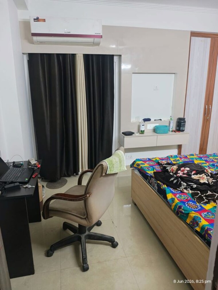 Team Area, amrapali-terrace-homes 2 Bedroom 990 Sq.Ft. Apartment In Tech Zone 4 Greater Noida Greater Noida 10729650