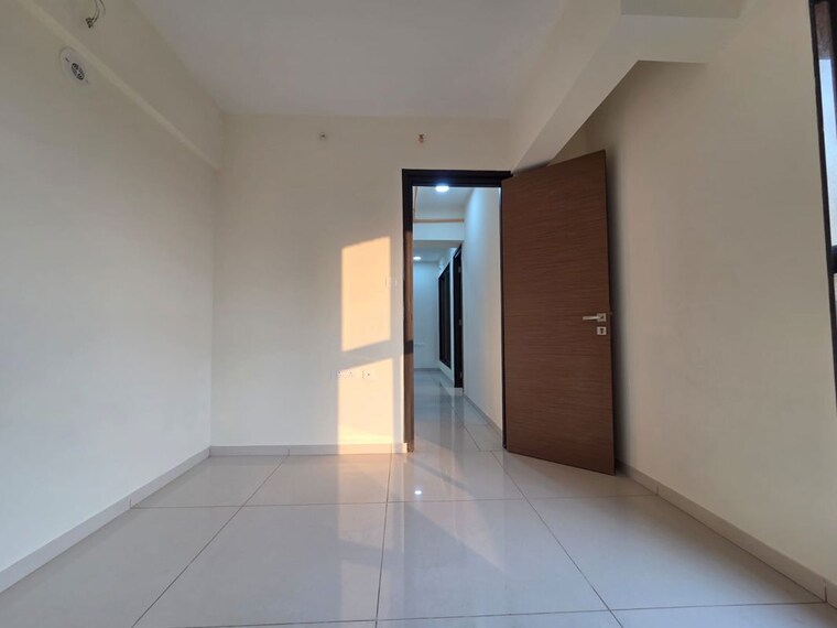 undefined, chandak-34-park-estate-d-wing 2 Bedroom 600 Sq.Ft. Apartment In Goregaon West Mumbai 10729735