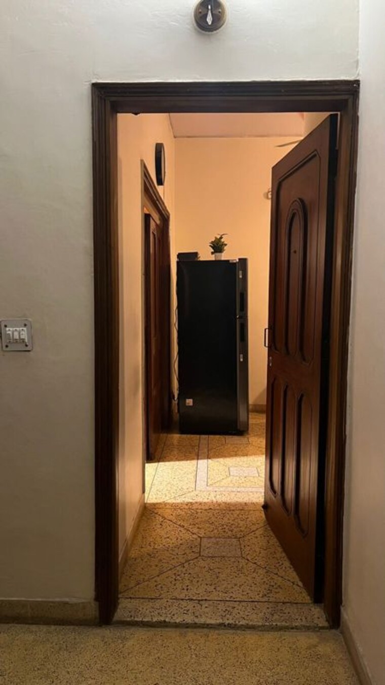 Room, inderpuri 3 Bedroom 200 Sq.Yd. Builder Floor In Inderpuri Delhi 10729756