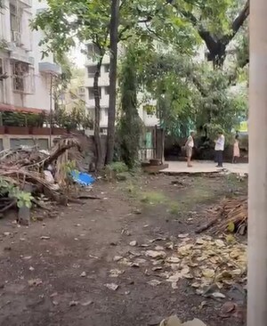  Land – Exterior View View at Juhu - for Sale