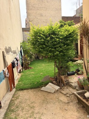 6+ BHK Independent House – Garden View at Om Nagar - for Sale