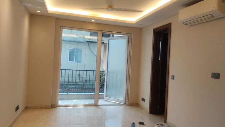 Room, chirag enclave 4 Bedroom 500 Sq.Yd. Builder Floor In Chirag Enclave Delhi 10729829