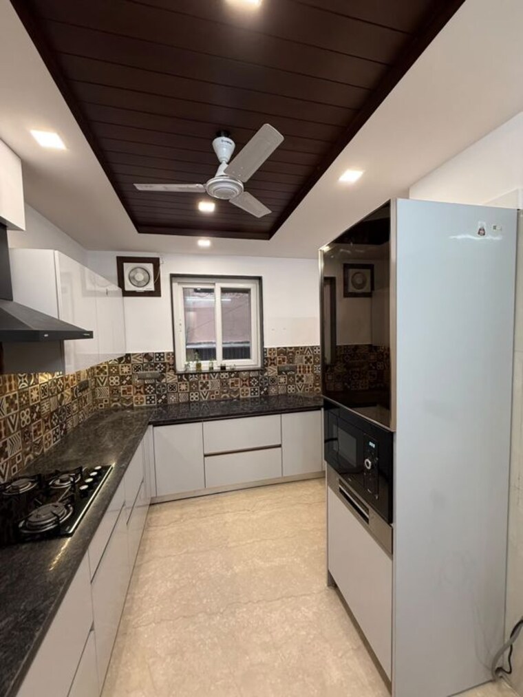 Kitchen, kalkaji 3 Bedroom 200 Sq.Yd. Builder Floor In Kalkaji Delhi 10729842