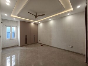 Room in 3 BHK Builder Floor at Greater Kailash – for Sale