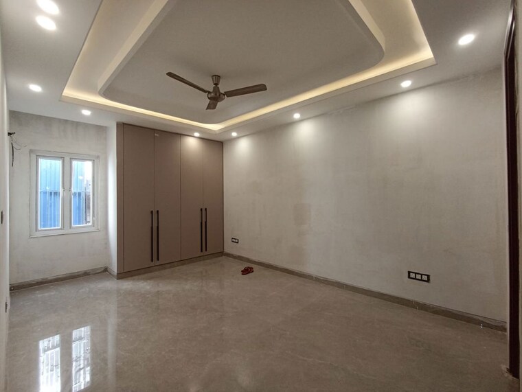 Room, greater kailash 3 Bedroom 208 Sq.Yd. Builder Floor In Greater Kailash Delhi 10729854