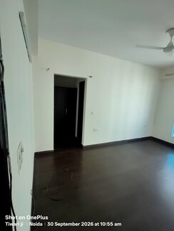 3 BHK Apartment For Sale in Nimbus Express Park View