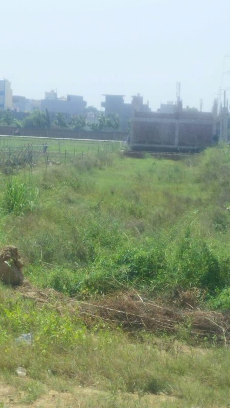 undefined, morta Commercial Industrial Plot 250 Sq.Yd. In Morta Ghaziabad 10729887