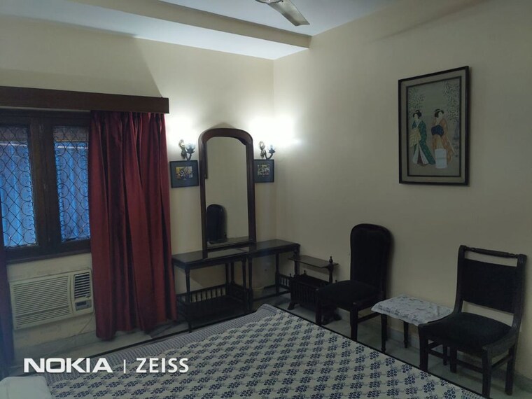 Living Room, sarita vihar 3 Bedroom 1950 Sq.Ft. Builder Floor In Sarita Vihar Delhi 10729907