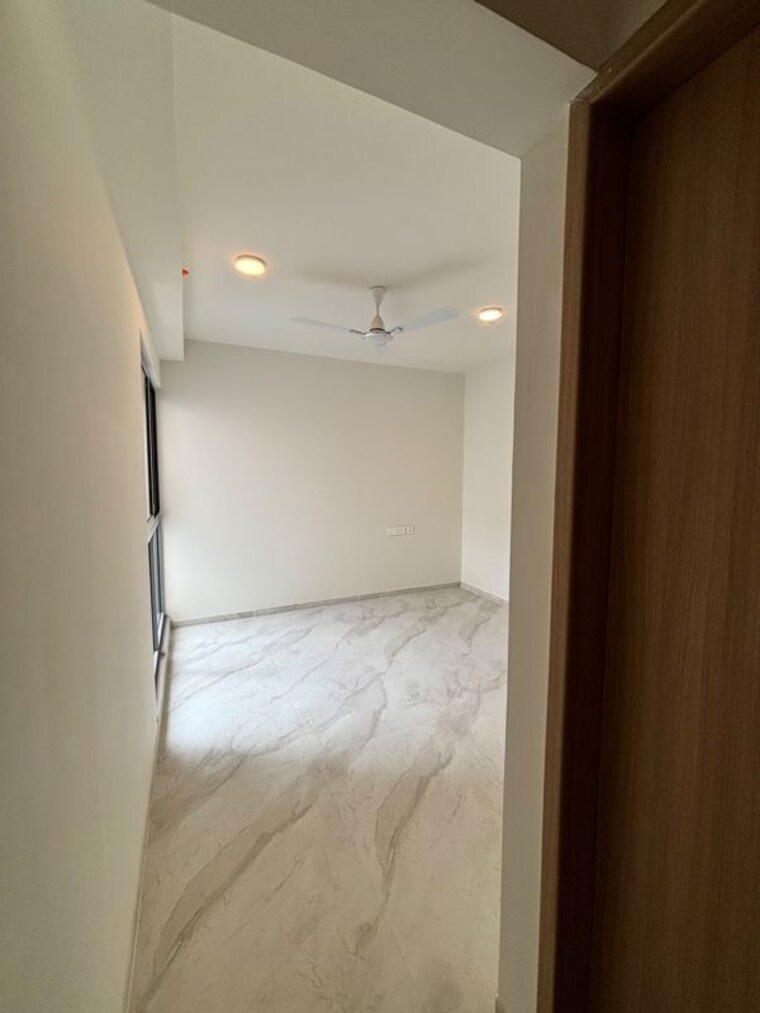 Bathroom, aashiyana-park 5 Bedroom 5000 Sq.Ft. Apartment In Aundh Pune 10729917