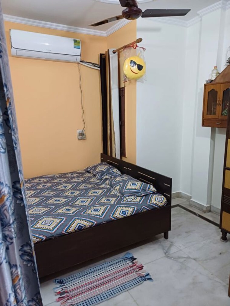 Bedroom, lalita park 2 Bedroom 68 Sq.Yd. Builder Floor In Lalita Park Delhi 10729962
