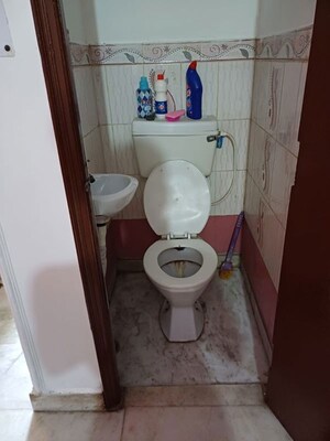 Bathroom in 2 BHK Builder Floor at Lalita Park – for Sale