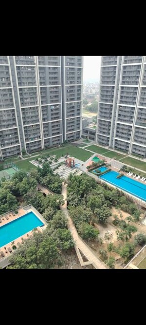2 BHK Apartment For Rent in Godrej Woods, Sector 43