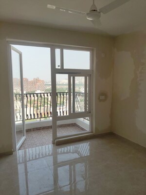 Room in 2.5 BHK Apartment at Omaxe Hazratganj Residency, Gomti Nagar – for Sale