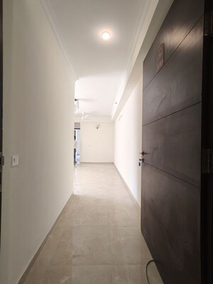 Building Lobby in 2.5 BHK Apartment at Omaxe Hazratganj Residency, Gomti Nagar – for Sale