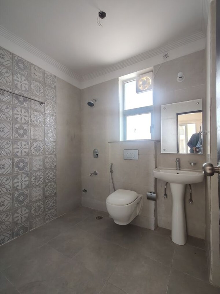 Bathroom, eiffel-vivassa-estate 3 Bedroom 1734 Sq.Ft. Apartment In Bagiamau Lucknow 9987832