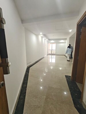 Building Lobby in 3 BHK Independent House at Supertech Mart, Sector 74 – for Rent