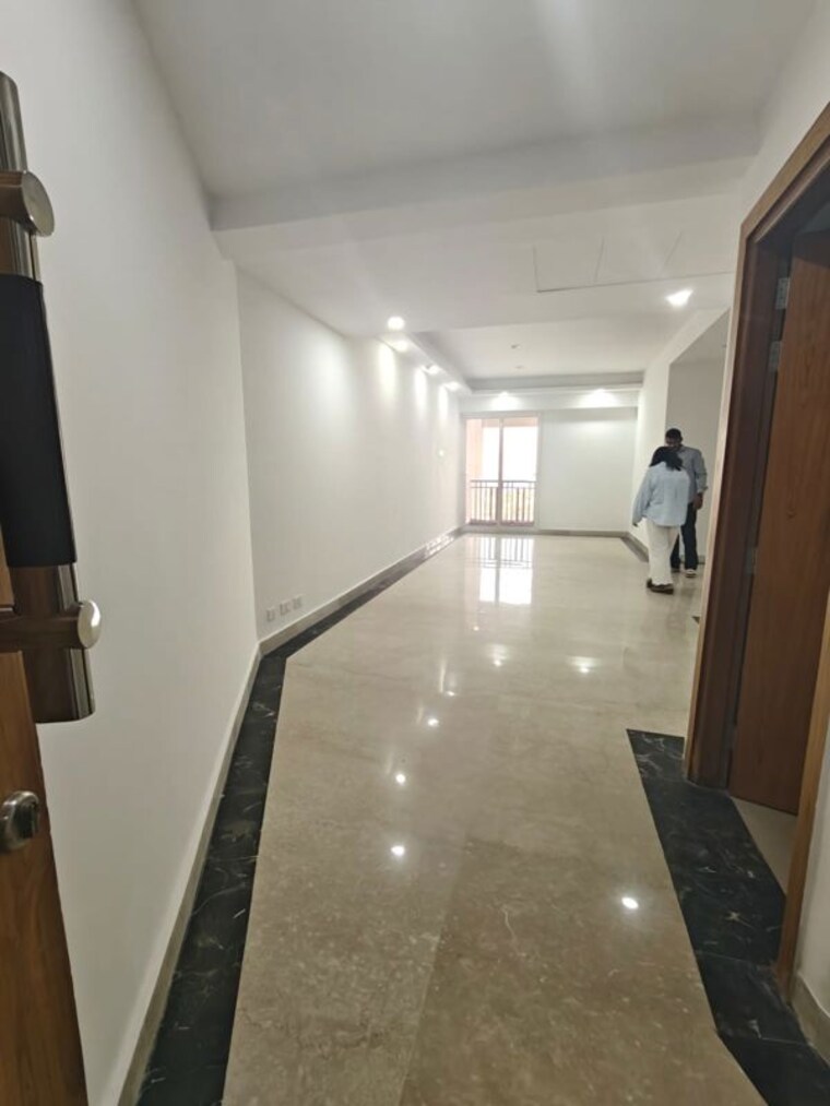 undefined, supertech-mart 3 Bedroom 2560 Sq.Ft. Independent House In Sector 74 Noida 10730034