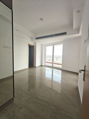 Room in 3 BHK Independent House at Supertech Mart, Sector 74 – for Rent