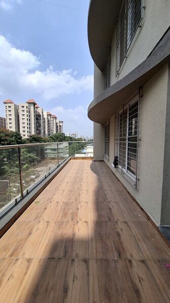 2 BHK +  1004 Sq.Ft. Apartment in 45 Shashwat Heights