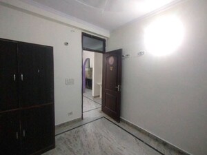 Room in 2 BHK Builder Floor at Mahavir Enclave 1 – for Rent