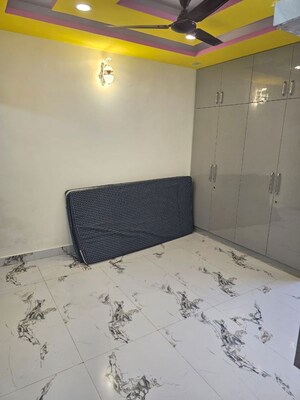 Bedroom in 2 BHK Builder Floor at Sector 30 – for Rent