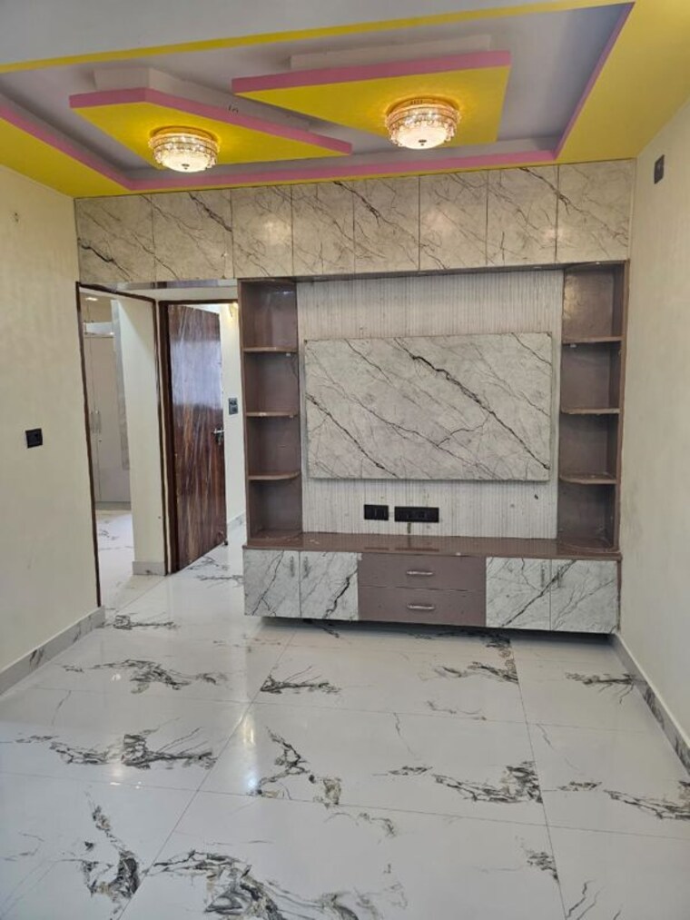 Team Area, sector 30 2 Bedroom 1200 Sq.Ft. Builder Floor In Sector 30 Noida 10730089
