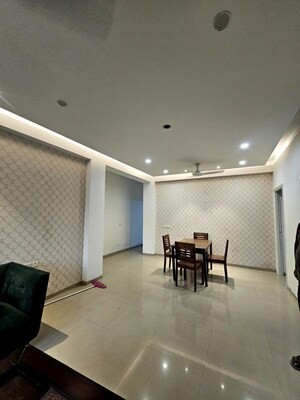 Team Area in 1 RK Apartment at Emaar MGF Emerald Hills, Sector 65 – for Rent