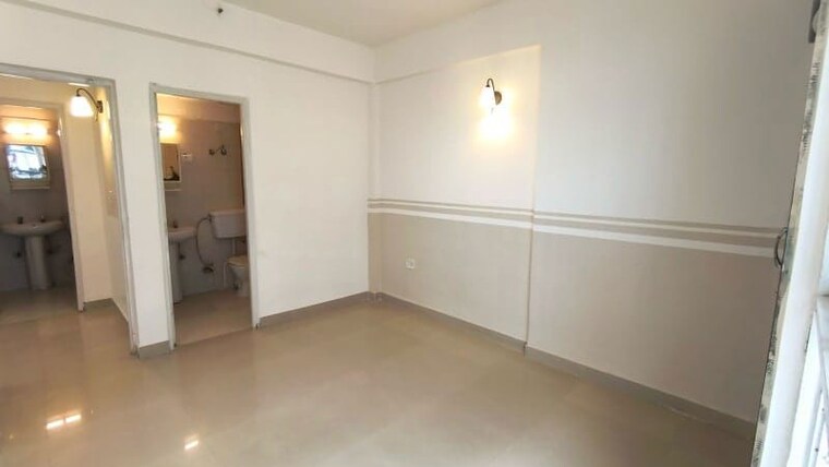 Room, mahagun-mahagunpuram 2 Bedroom 1179 Sq.Ft. Apartment In Shastri Nagar Ghaziabad 10730099