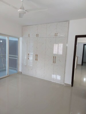 3 BHK Apartment For Rent in ROF Aalayas, Sector 102