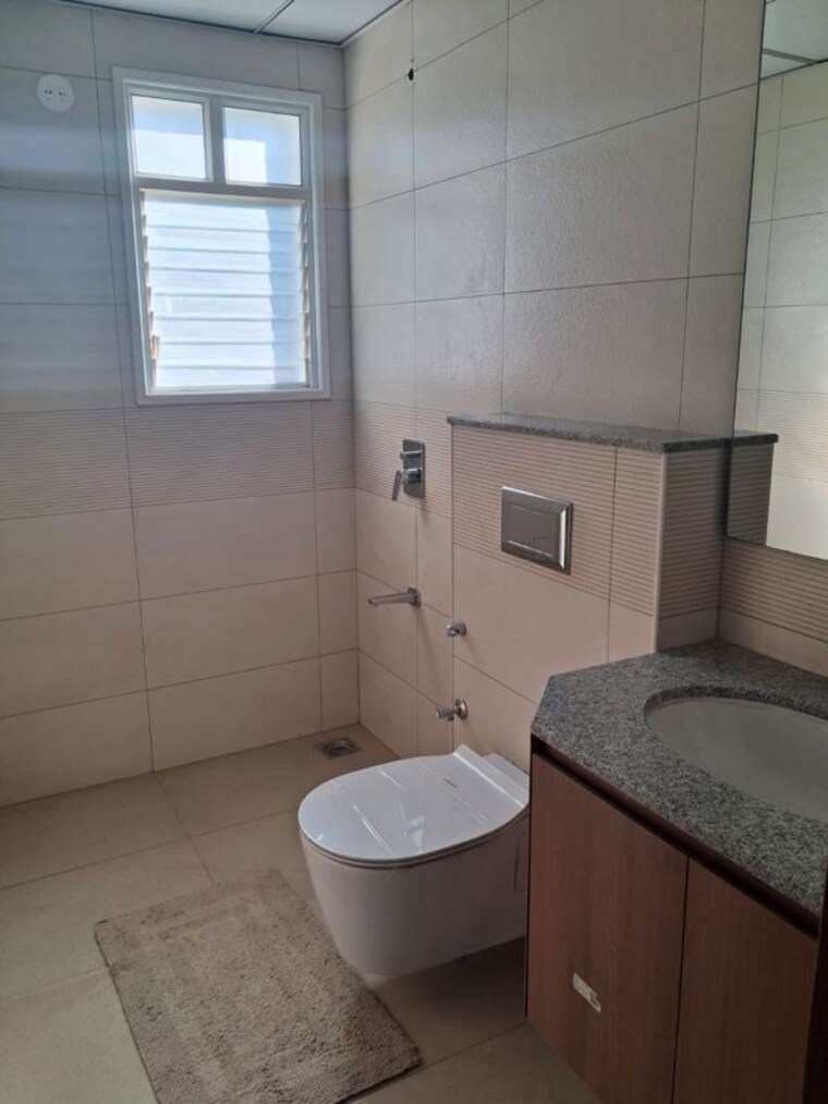 Bathroom, godrej-splendour 4 Bedroom 2274 Sq.Ft. Apartment In Whitefield Bangalore 10696701