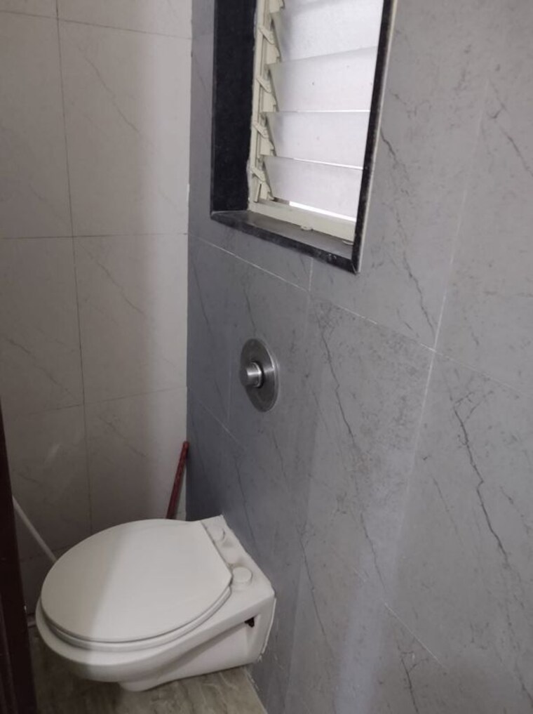 Bathroom, mittal-arcvista 2 Bedroom 1000 Sq.Ft. Apartment In Dhanori Pune 10730165