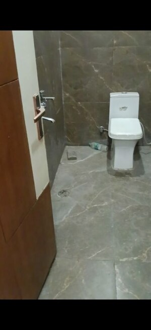 Bathroom in 3 BHK Builder Floor at Vasundhara Sector 13 – for Sale
