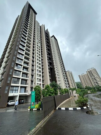 1 BHK +  438 Sq.Ft. Apartment in Godrej Golf Meadows