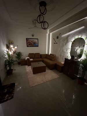 Parking in 1 BHK Independent House at Saket – for Rent