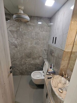 Bathroom in 2 BHK Apartment at Darsshan Ricco, Lower Parel – for Sale