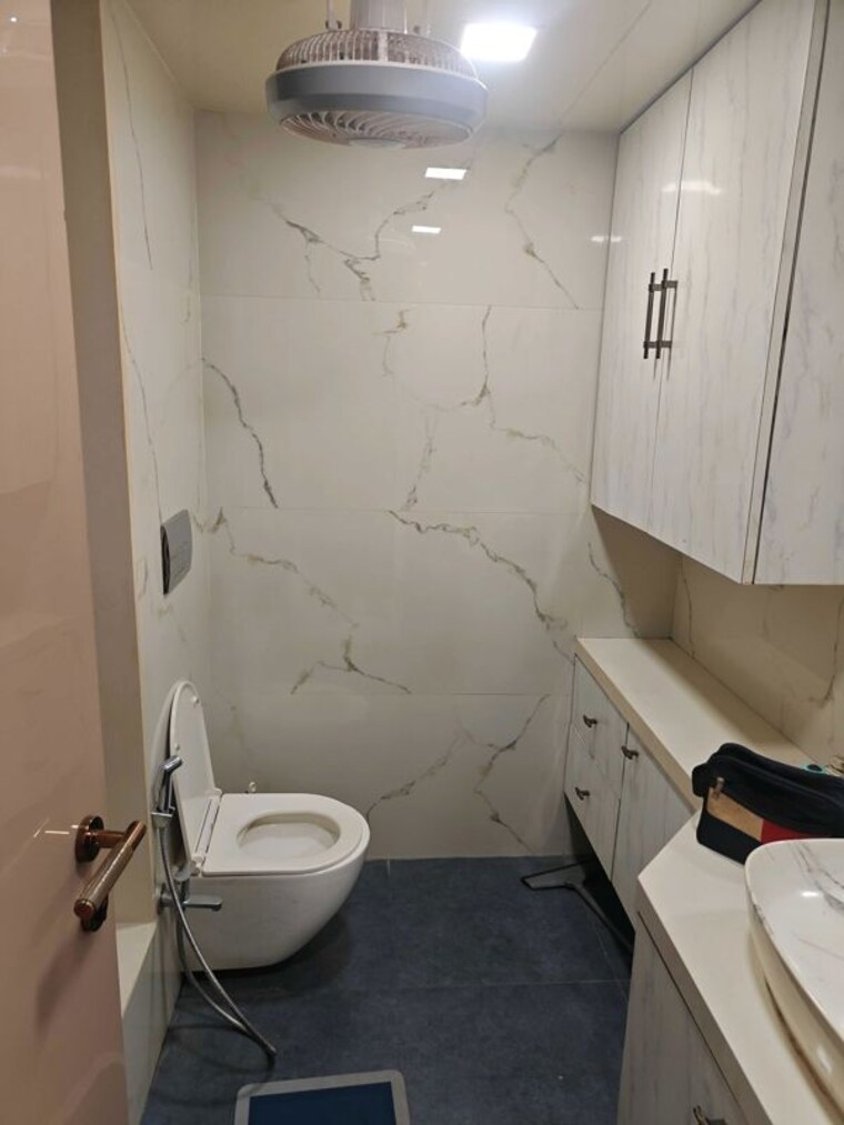 Bathroom, darsshan-ricco 2 Bedroom 1090 Sq.Ft. Apartment In Lower Parel Mumbai 10730228