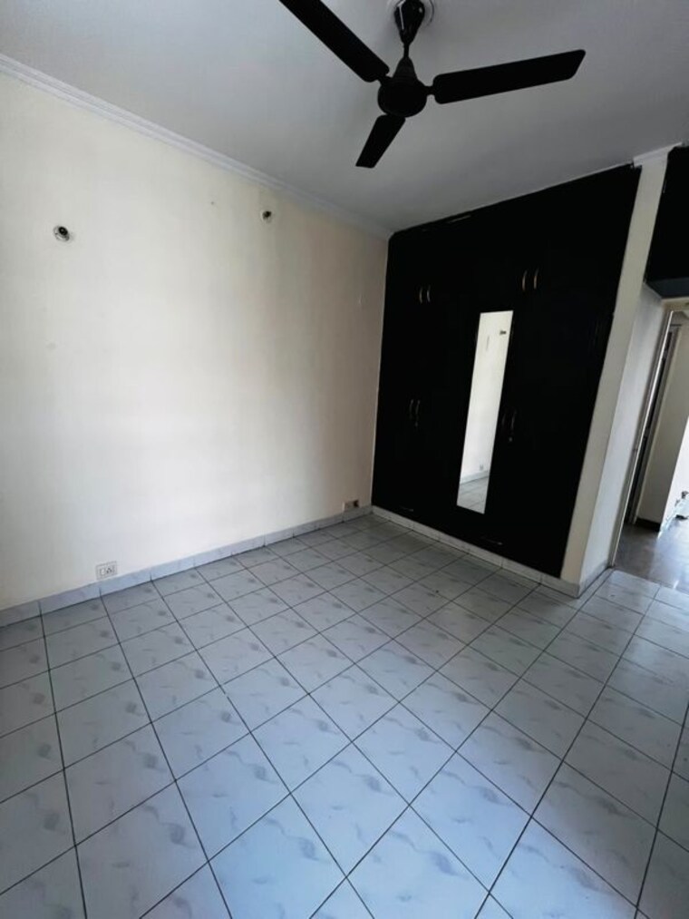 Room, ansal-sushant-estate 3 Bedroom 1340 Sq.Ft. Apartment In Sector 52 Gurgaon 10730237