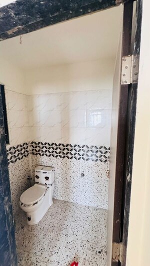 Bathroom in 1 BHK Apartment at Shagun Krishvi Apartments, Girgaon – for Rent
