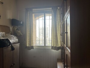 Bathroom in 2 BHK Apartment at Dosti Acres Aster, Wadala East – for Sale