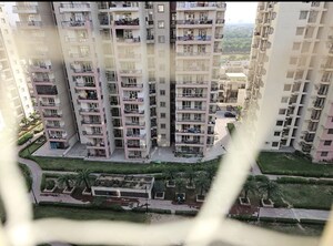 Master Plan in 2 BHK Apartment at Supertech Czar Suites, Omicron I Greater Noida – for Rent
