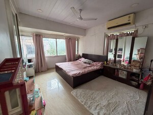 Bedroom in 4 BHK Apartment at Sher E Punjab, Andheri East – for Rent