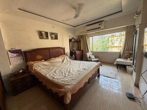 Bedroom in 4 BHK Apartment at Sher E Punjab, Andheri East – for Rent