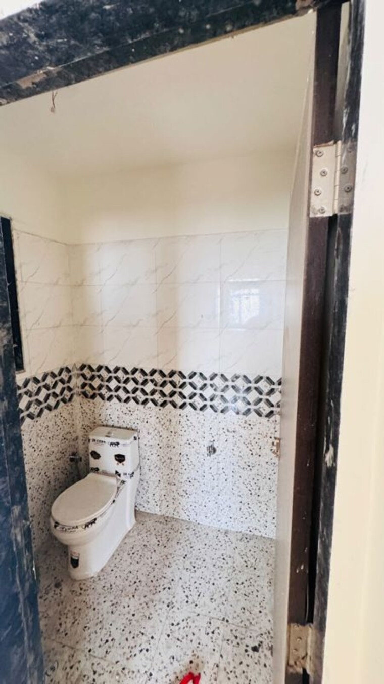 Bathroom, shagun-krishvi-escape 1 Bedroom 498 Sq.Ft. Apartment In Thakurdwar Mumbai 10730269