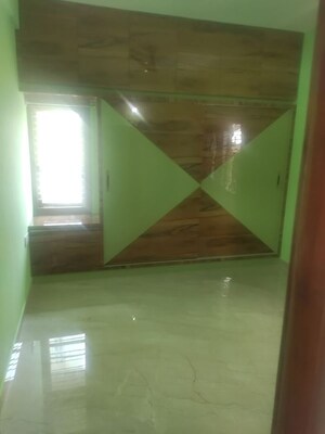 Room in 3 BHK Builder Floor at Rajaji Nagar – for Rent