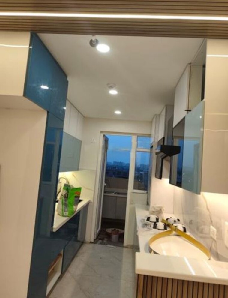 Team Area, rishita-manhattan 4 Bedroom 2008 Sq.Ft. Apartment In Gomti Nagar Lucknow 10730282