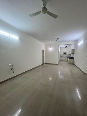 Room in 2 BHK Apartment at Indiranagar – for Rent
