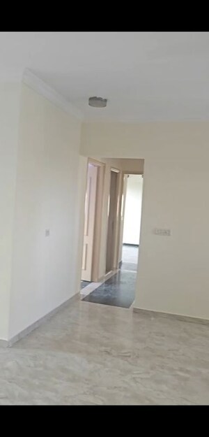 Room in 3 BHK Apartment at Hiranandani Gardens Eldora, Powai – for Rent
