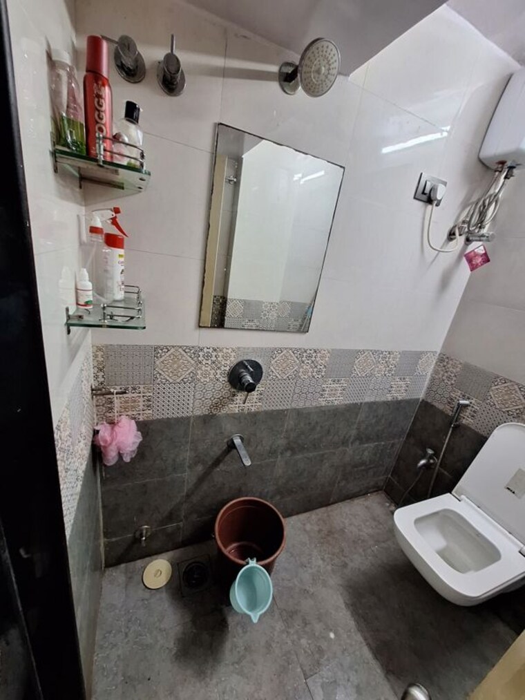 Team Area, satellite-garden 1 RK 350 Sq.Ft. Apartment In Goregaon East Mumbai 10730338